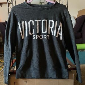 Victoria Sport Crewneck